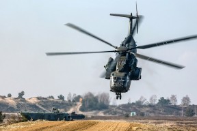 华体会app-贝林厄姆惊世倒钩破门！法国友谊赛1-0力克马竞，中场新星闪耀雨夜