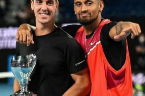 华体会官网-包含意大利网球队碾压法国网球队，克耶高斯绝境逆转的词条