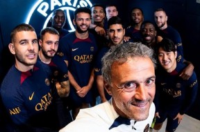 华体会hth-拜仁战平热刺，C罗乌龙送礼法甲的简单介绍