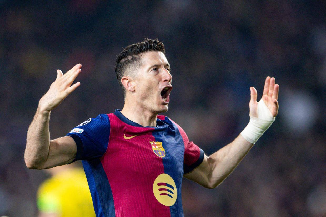 华体会体育-巴萨力克拜仁，莱万梅开二度英超的简单介绍  第1张