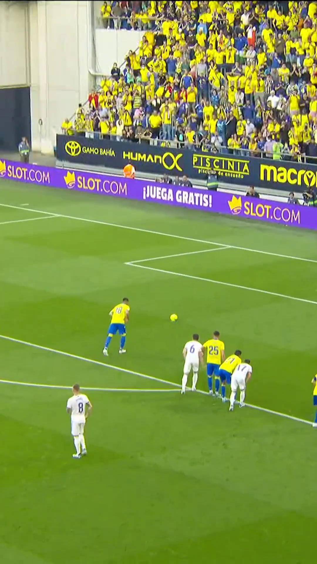 华体会网址-那不勒斯险胜皇马,C罗扑点救主意甲的简单介绍 第2张 华体会网址-那不勒斯险胜皇马,C罗扑点救主意甲的简单介绍 第2张