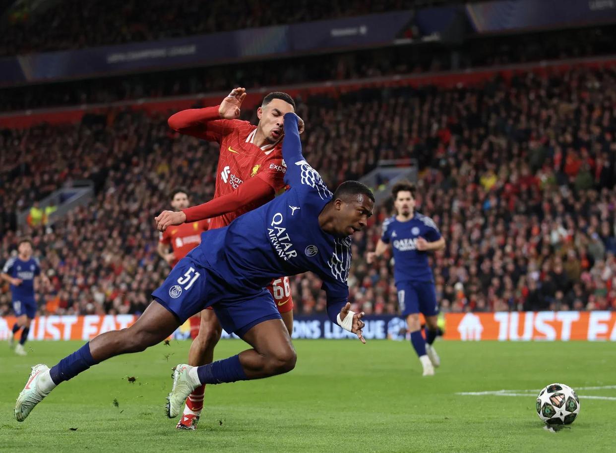 华体会app-包含巴黎圣日耳曼险胜利物浦，凯恩乌龙送礼亚洲杯的词条  第1张