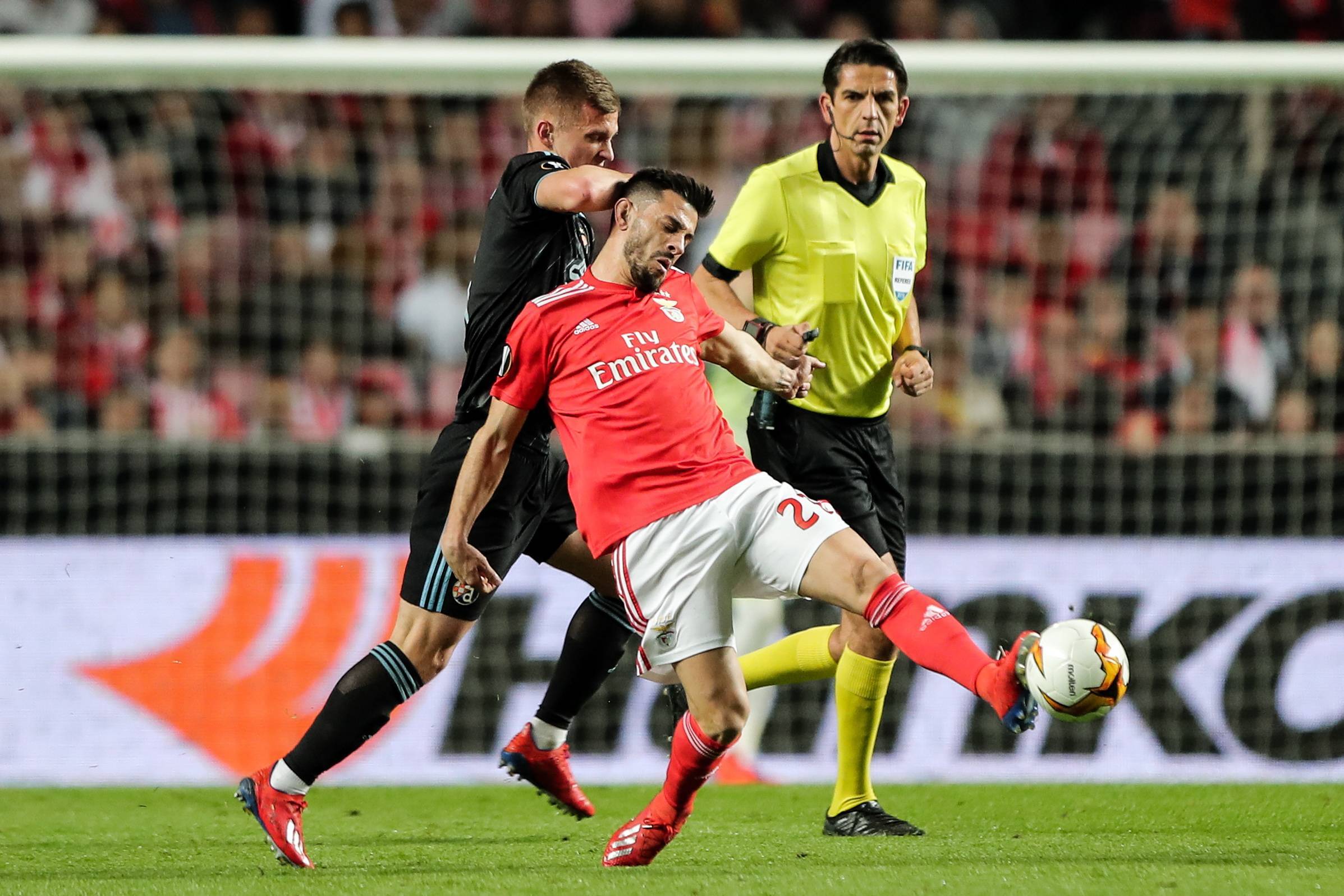 华体会网址-本菲卡战平多特蒙德，阿扎尔梅开二度欧冠的简单介绍  第1张