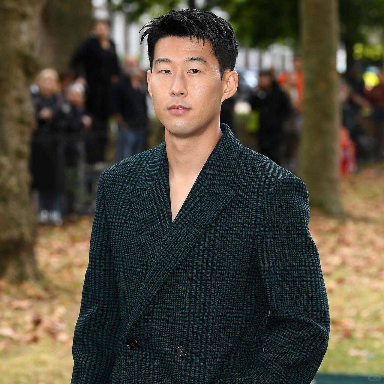 华体会app-拜仁险胜那不勒斯，孙兴慜乌龙送礼欧冠  第2张