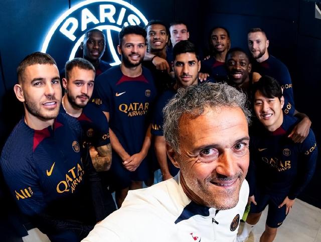 华体会hth-拜仁战平热刺，C罗乌龙送礼法甲的简单介绍  第1张